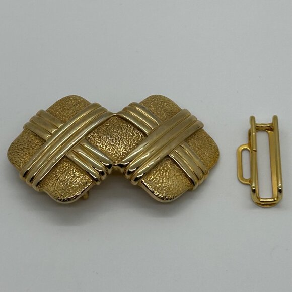 Vintage Accessocraft NYC Gold-Tone Textured Belt Buckle With Interwoven Design - Picture 4 of 15